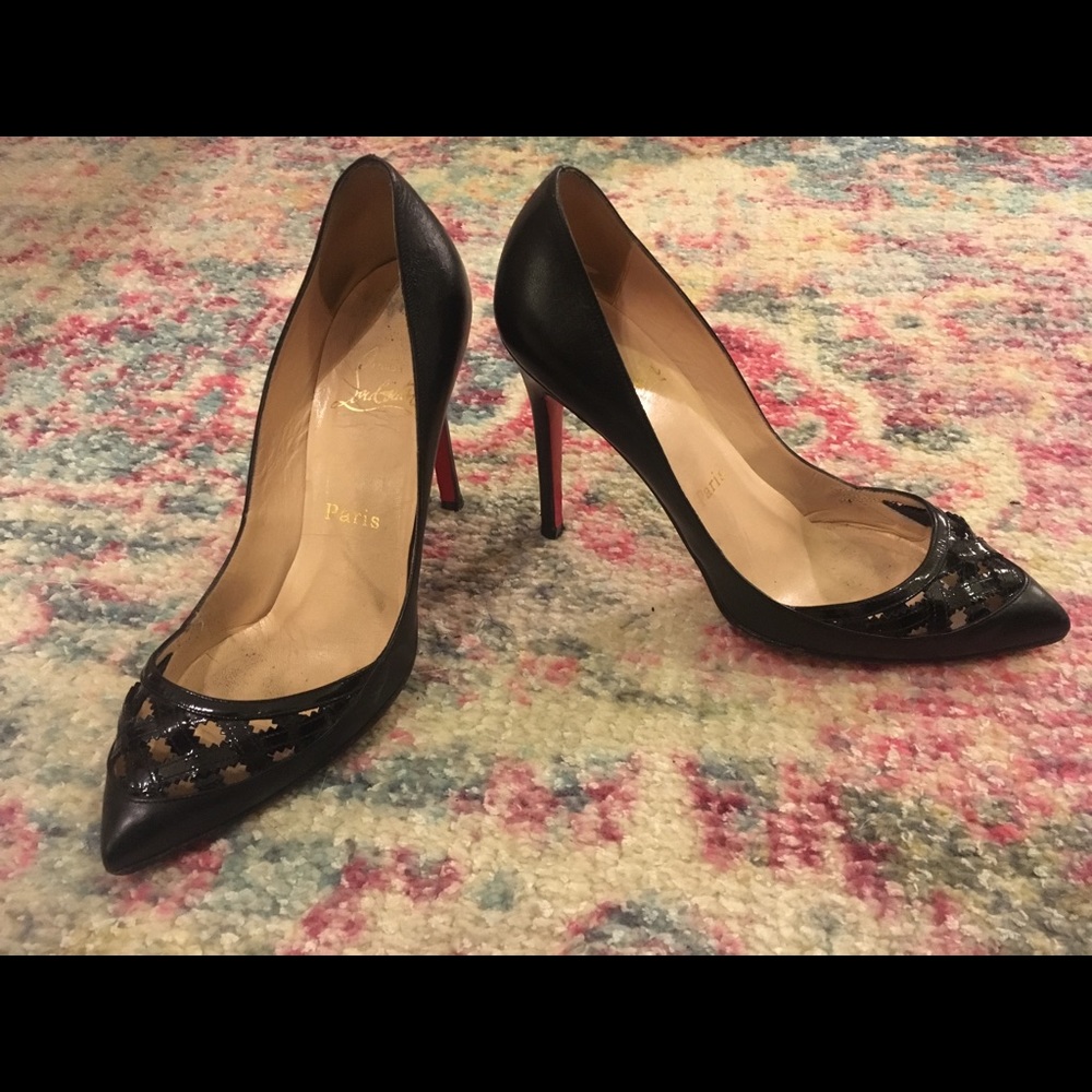 Loouboutin Black heels